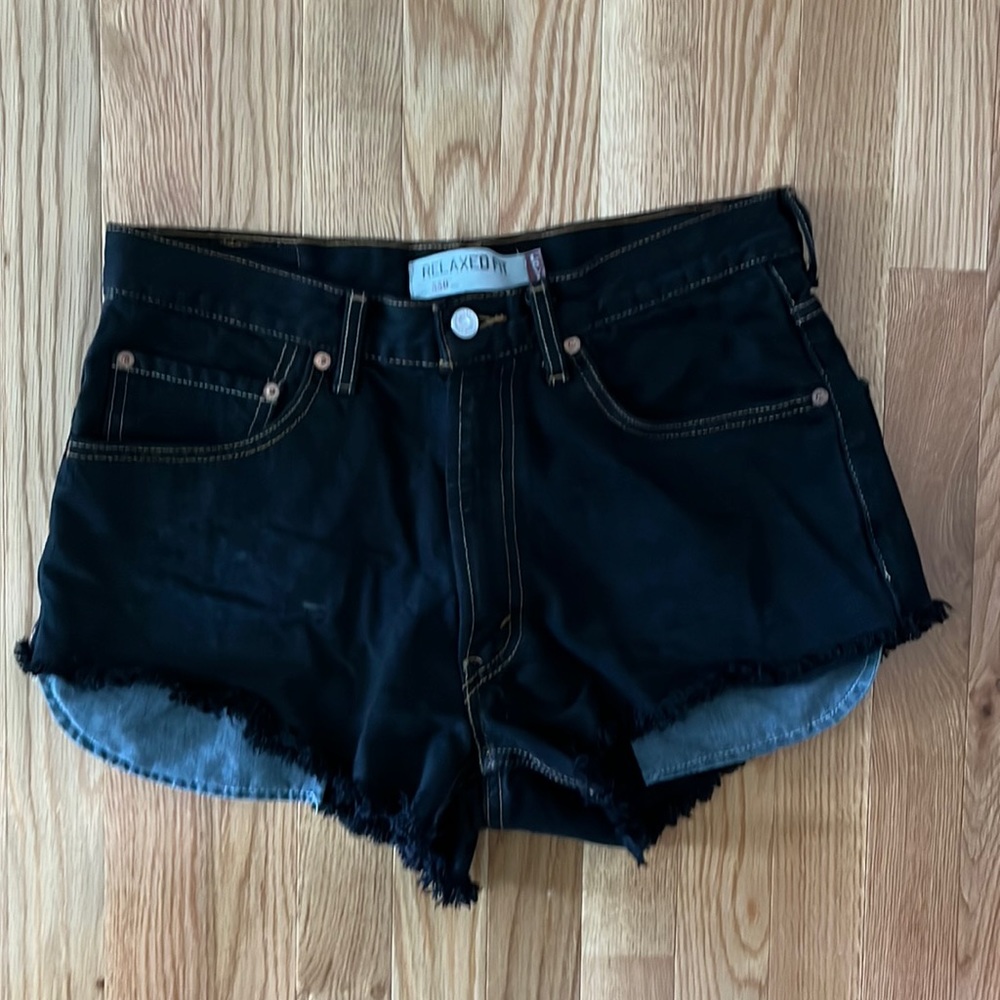 Levis 550 Black Relaxed Fit W33 L32 Short Shorts